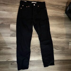 Levi's Women's Black Straight Leg Jeans